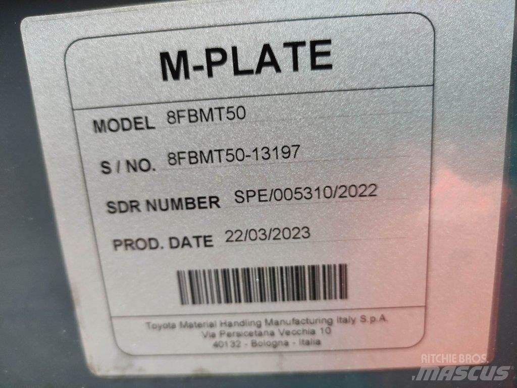 Toyota 8FBMT50 Wózki elektryczne
