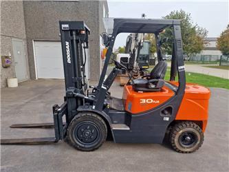 Doosan D 30 G
