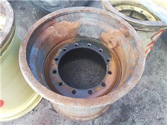 John Deere 1210g 24x26,5