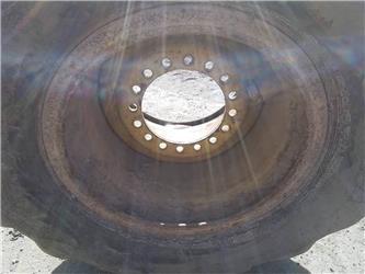 John Deere 1470D 24x26,5