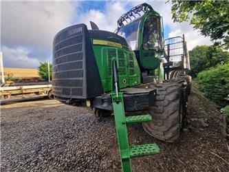 John Deere 1110 E