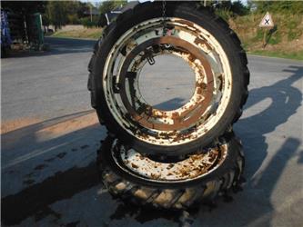 Dunlop 9.5R44