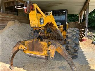 John Deere 548 D