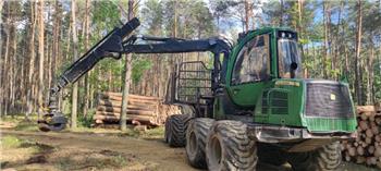 John Deere 1110 E