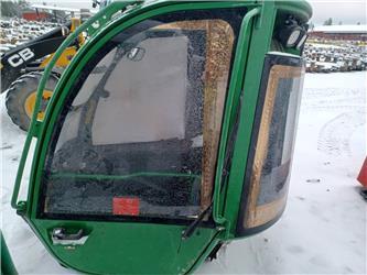 John Deere 1210e