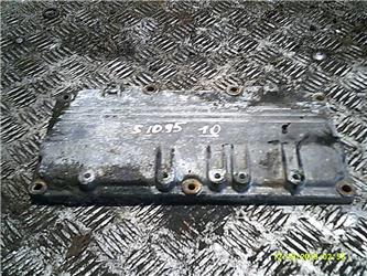 Scania 124, engine cover