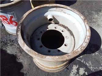 Valmet 901 22x24,5