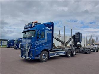 Volvo FH16 650 6x4 Timmerekipage