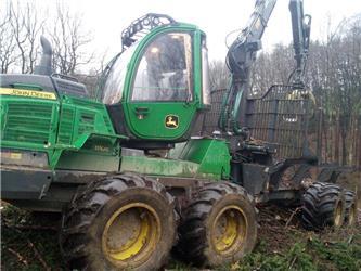 John Deere 1110G