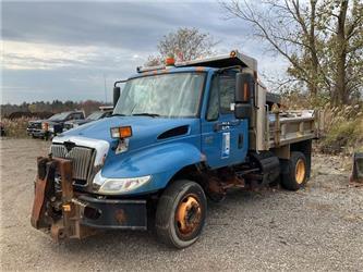 International 4400