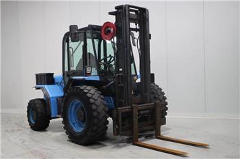 JCB 930-4
