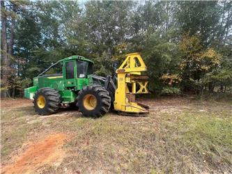 John Deere 643L