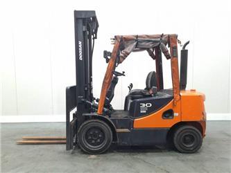 Doosan D30S-7T