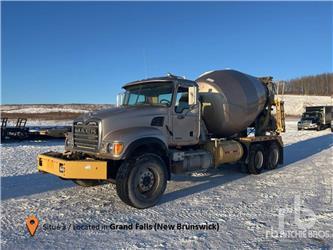 Mack CV713 GRANITE