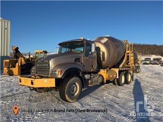 Mack CV713 GRANITE