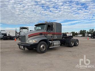 Mack CXN613