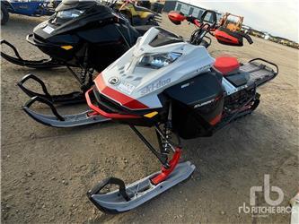 Ski-doo SUMMIT X