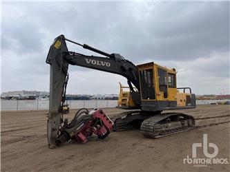 Volvo FC2421C