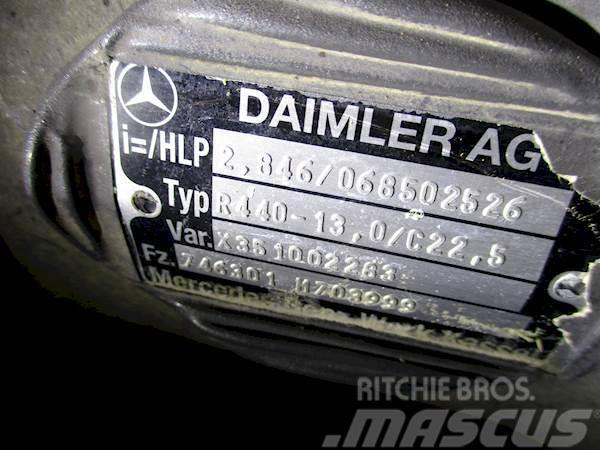 Mercedes-Benz R440-13,0/C22.5 Mosty, wały i osie