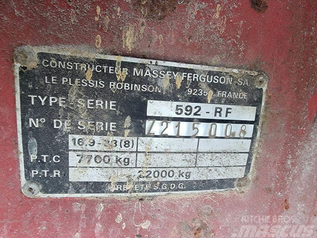 Massey Ferguson 592 - 4x4 Ciągniki rolnicze
