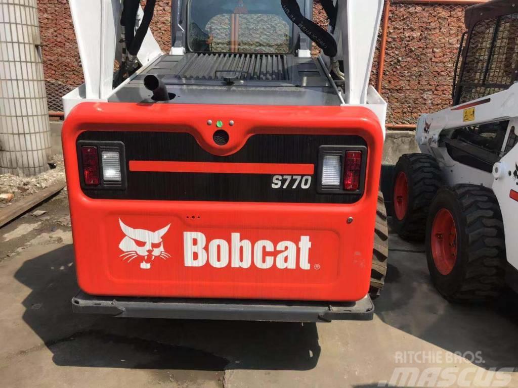 Bobcat 750 Ładowarki burtowe