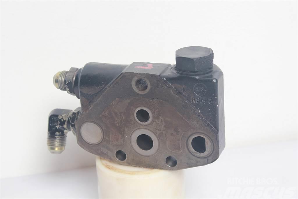 Massey Ferguson 4255 Remote control valve Hydraulika