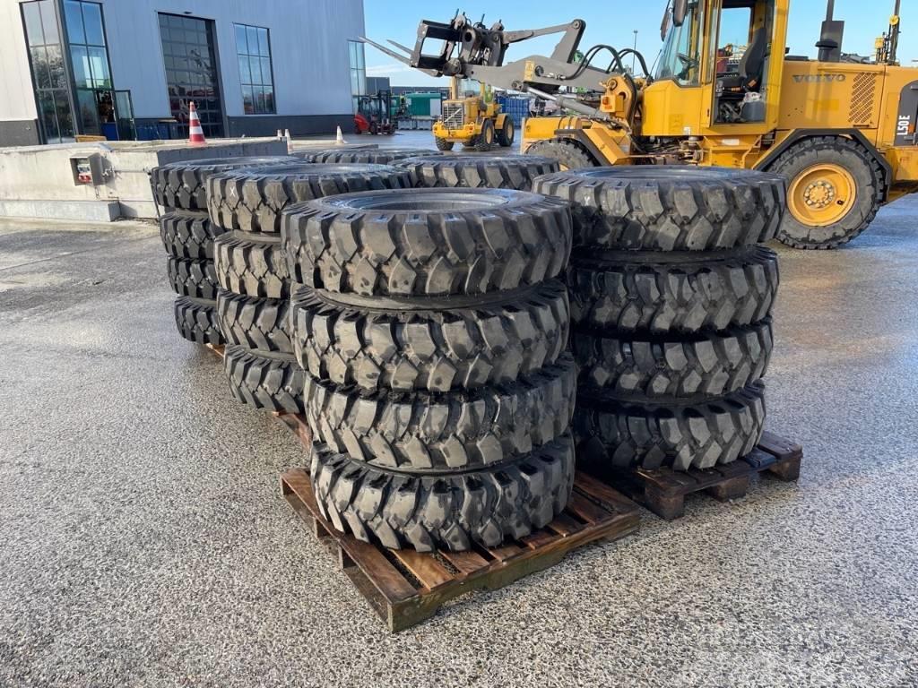  Tiron 10.00-20 Crane tires 3x sets Koparki kołowe