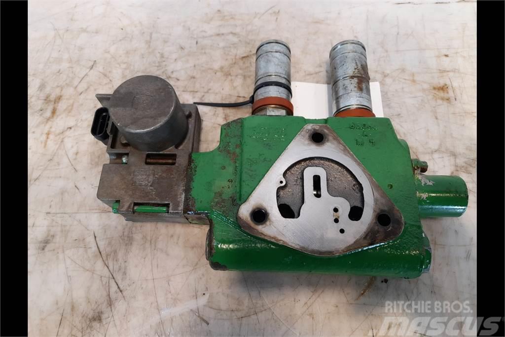 John Deere 6920 Remote control valve Hydraulika
