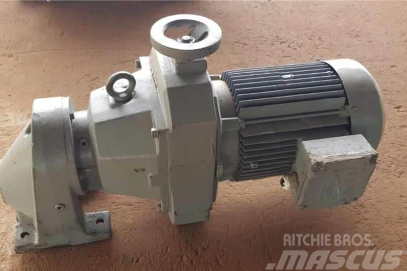  Industrial Gearbox with Motor Inne