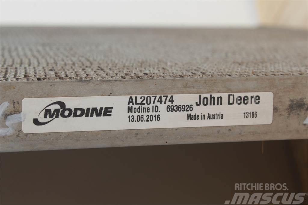 John Deere 6155R Oil Cooler Silniki