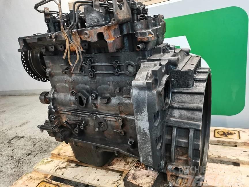 New Holland LM 435 engine Iveco 445TA} Silniki