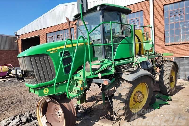 John Deere JD 4630 Spray Tractor Now stripping for spares. Ciągniki rolnicze