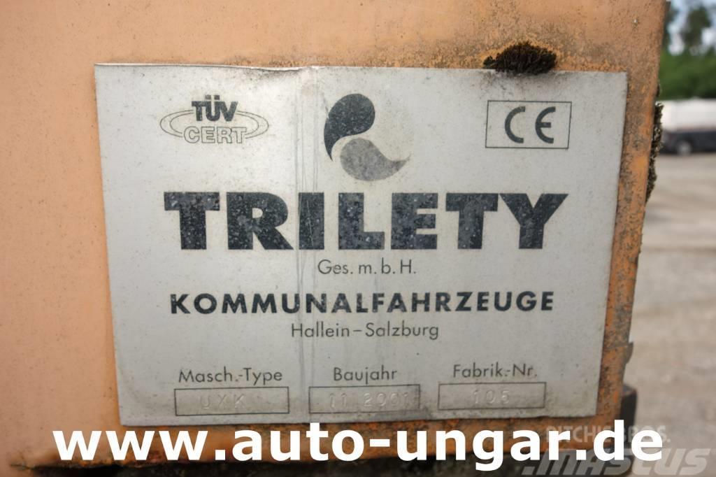 Multicar Trilety Kehraufbau für Multicar Bj. 2001 Kehraufsa Zamiatarki - Zgarniarki - Odśnieżarki