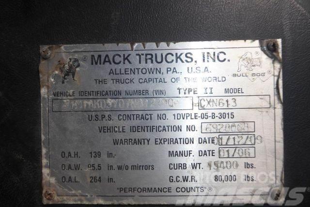Mack CXN613 Pojazdy pod zabudowę