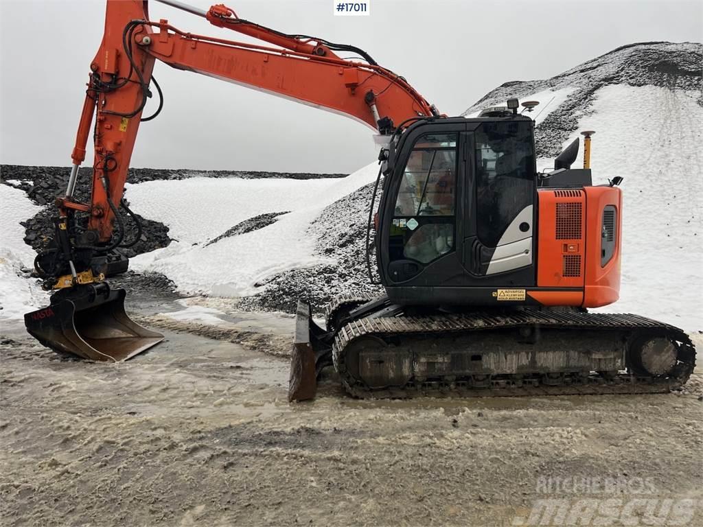 Hitachi ZX135us-6 excavator w/ gps, digging bucket, cleani Koparki gąsienicowe