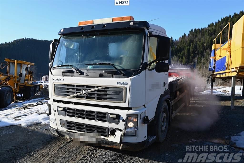 Volvo FM300 4x2 Machine freight/flatbed truck rep. objec Ciężarówki typu Platforma / Skrzynia