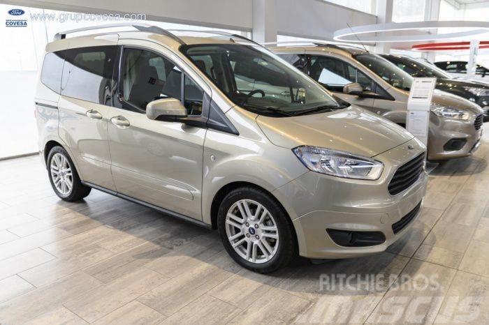Ford Tourneo Courier 1.0 ECOBOOST 74KW (100CV) TITANIUM Busy / Vany
