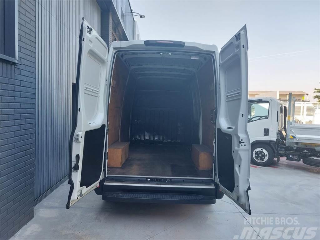 Iveco Daily 2.3 TD 35S 12 A8 V 3520/H2 Urban Panel vans