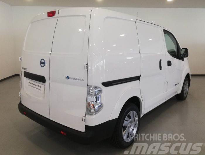 Nissan NV200 COMFORT ELECTRIC 109 5P Busy / Vany