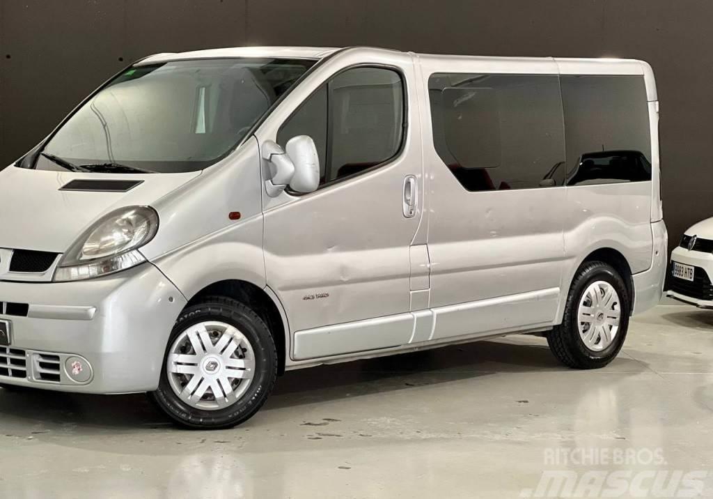 Renault Trafic 2.5DCi Passenger Authentique Busy / Vany
