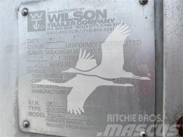 Wilson 32 STOCK Przyczepy do przewozu zwierząt