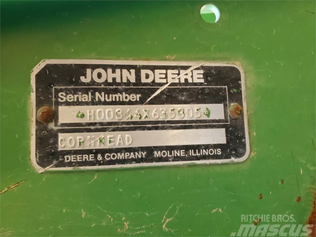 John Deere 844 Kombajny zbożowe