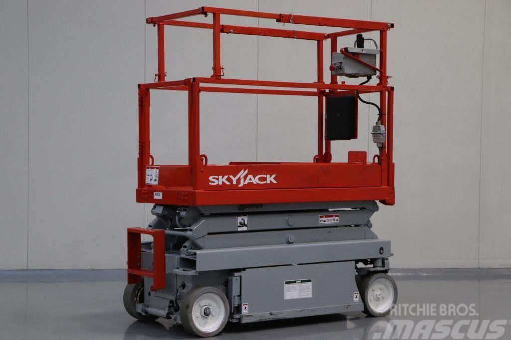 SkyJack SJIII-3215 Podnośniki nożycowe