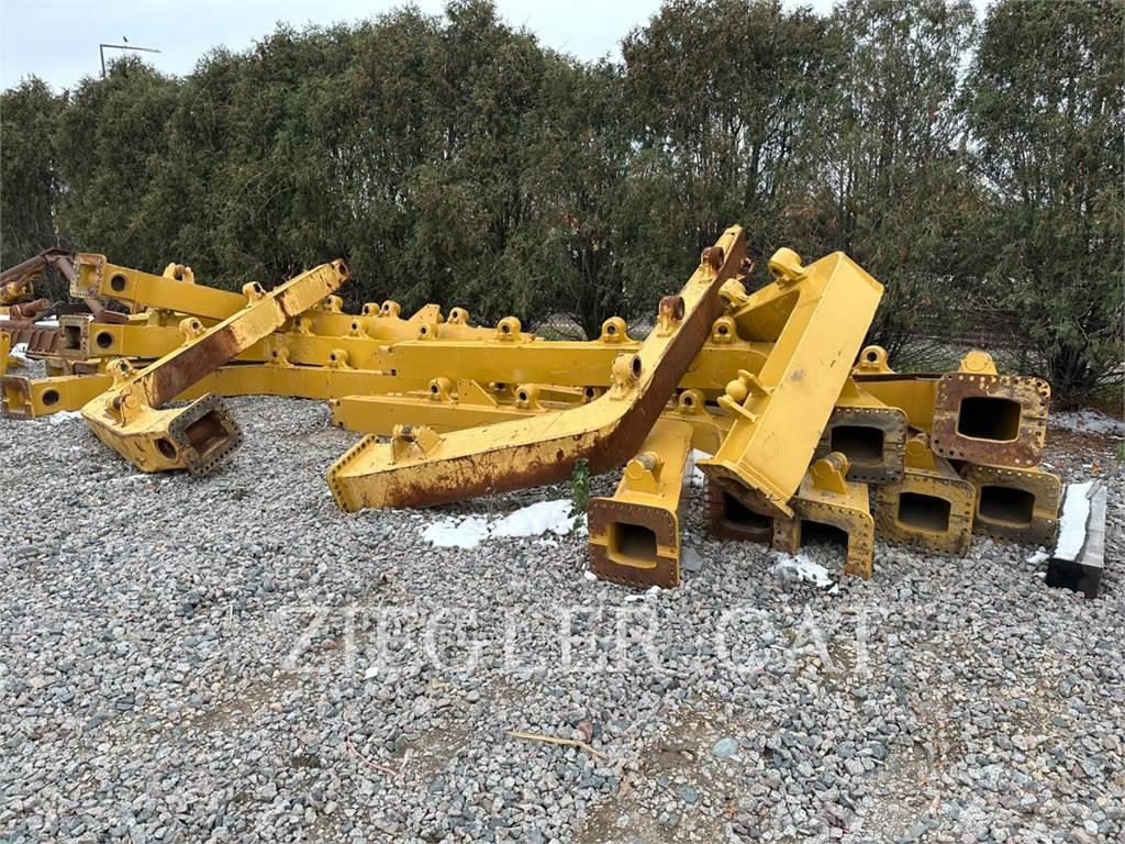 CAT D8T TRACK TYPE TRACTOR ANGLE BLADE Lemiesze