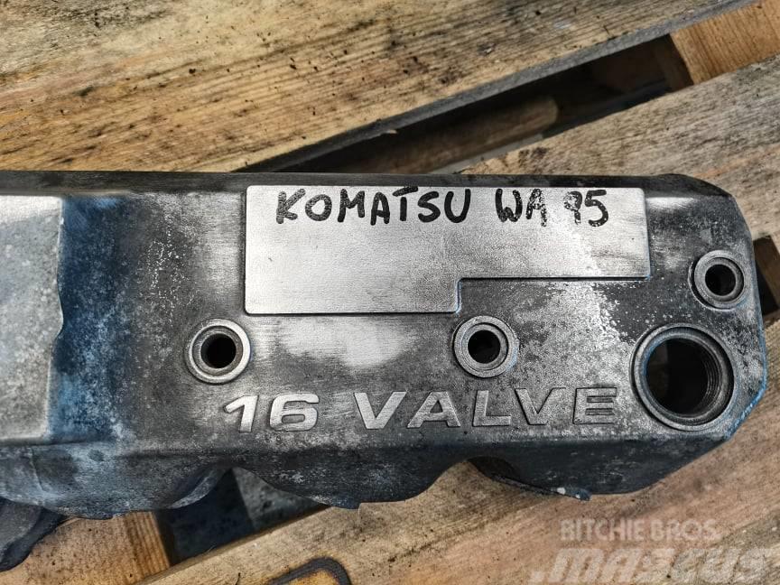 Komatsu WA .... {Komatsu 4D98E} block engine Silniki