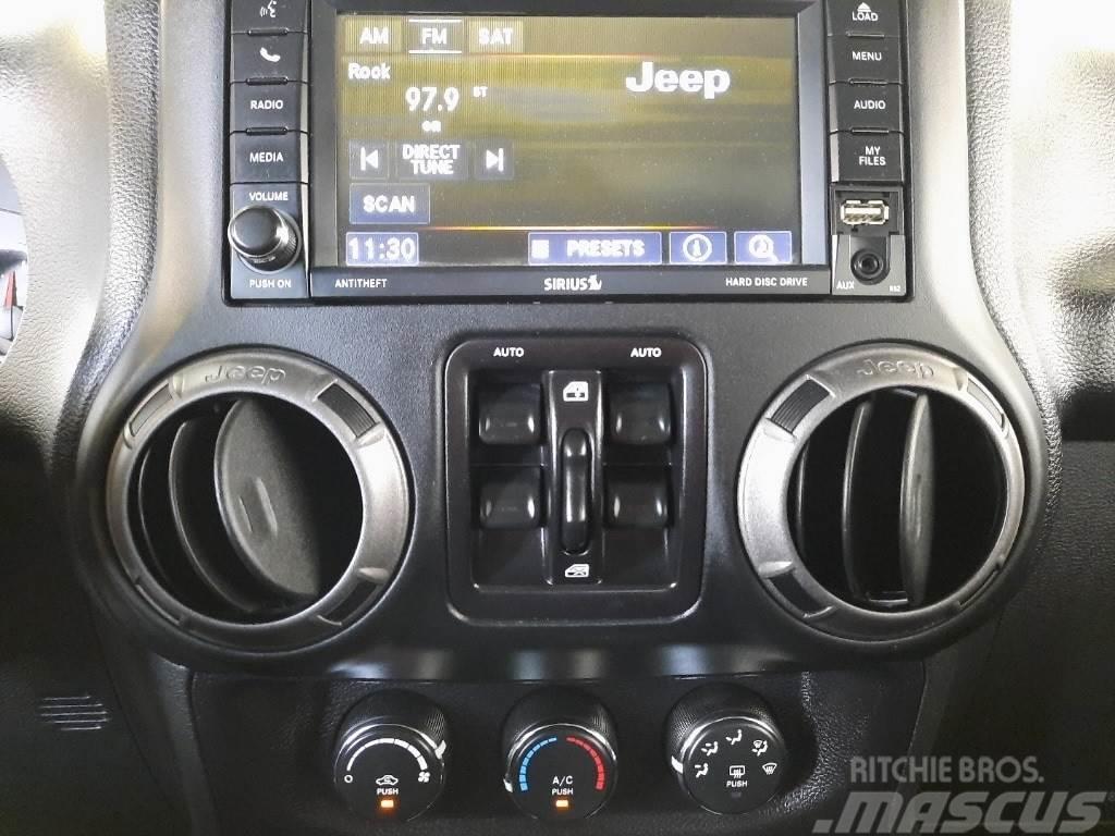Jeep Wrangler JK Samochody osobowe