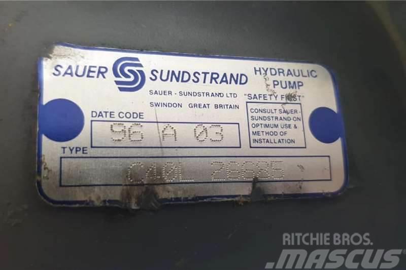  Sauer Sunstrand C40L 26685 Hydraulic Pump Inne