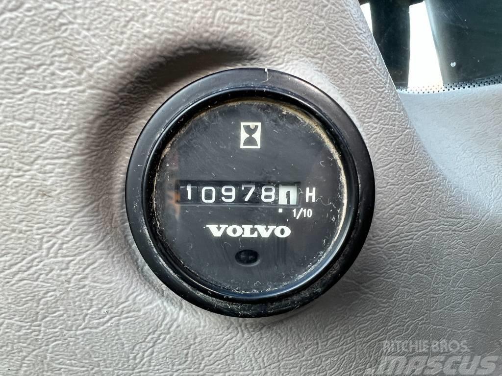 Volvo EW140D - Excellent Condition / Tilting Bucket Koparki kołowe