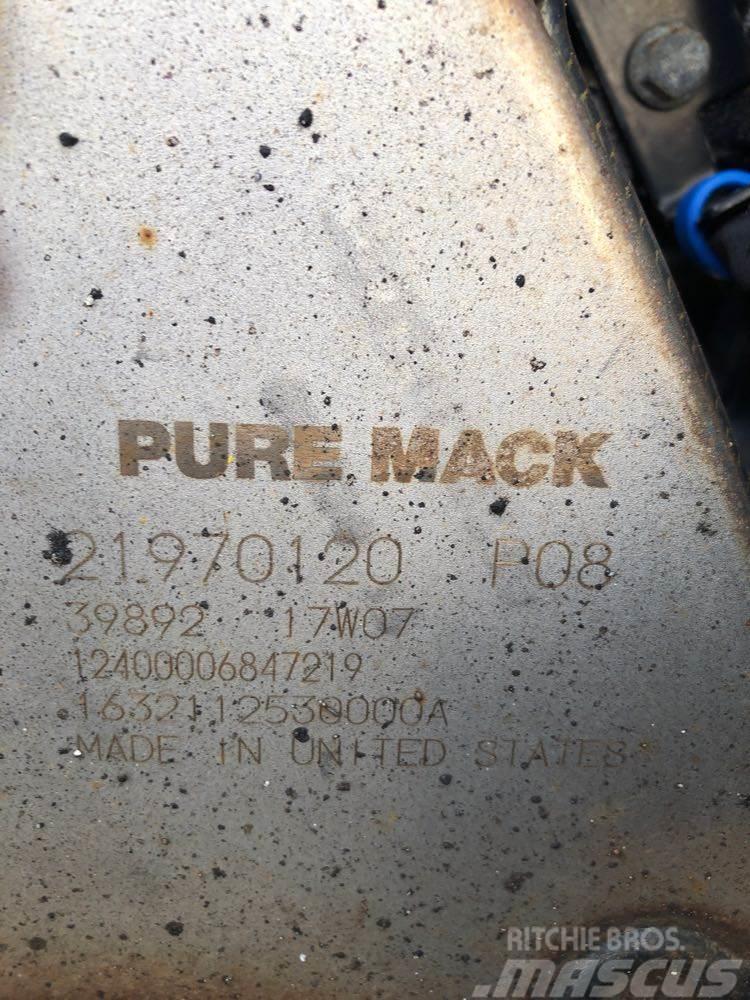 Mack MP7 Osprzęt samochodowy