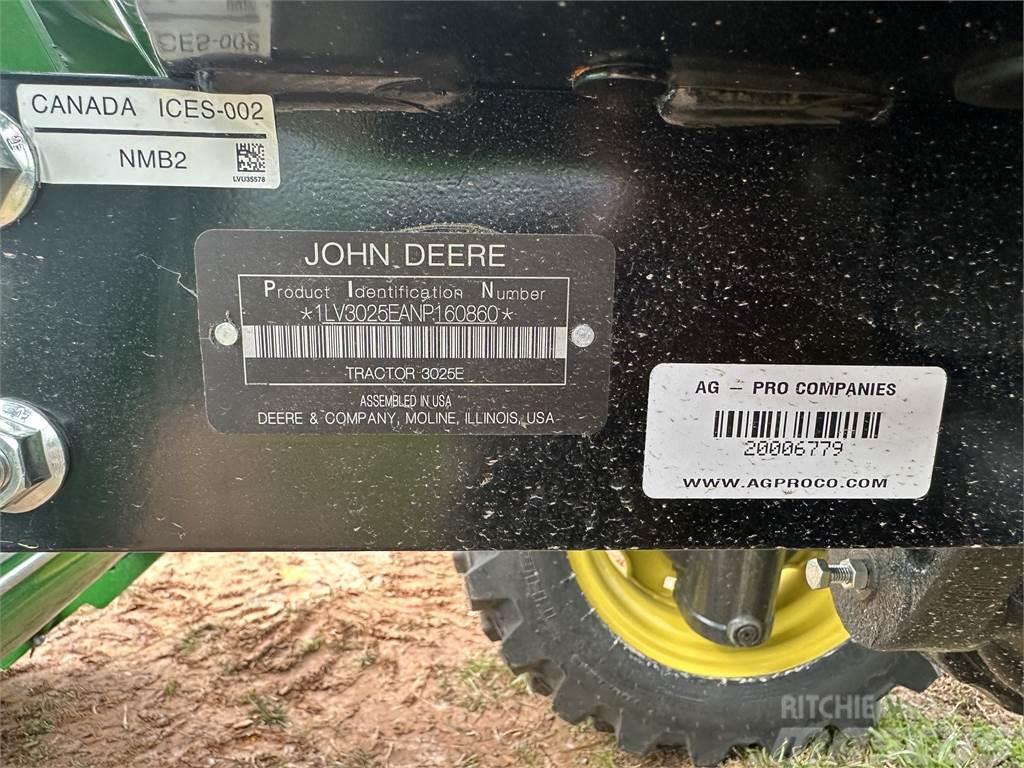 John Deere 3025E Mikrociągniki